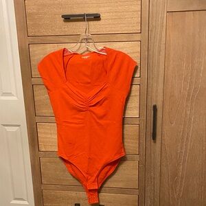 Old Navy Petite Orangish/Red Cap Sleeve Bodysuit